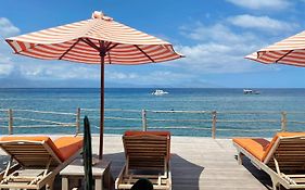 Vns Beachfront Guesthouse